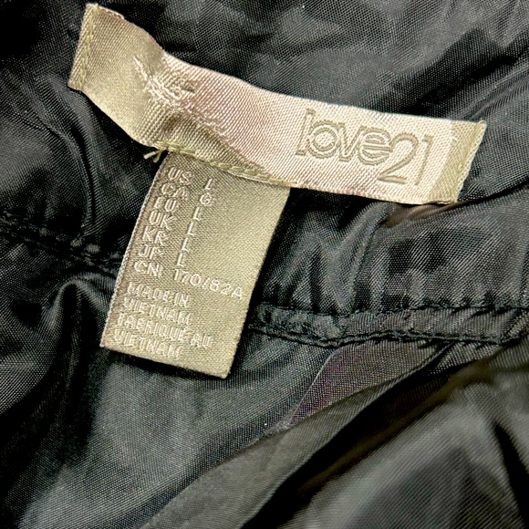 NWOT Bundled Blouse & Skirt Set From Macy’s - Picture 10 of 11